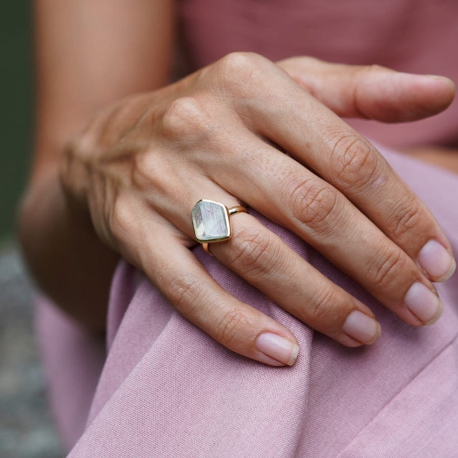 ROUGH AQUAMARINE ◇ MANIFESTATION RING - 18k Vermeil Gold-Plating-BROKENSTONES JEWELRY