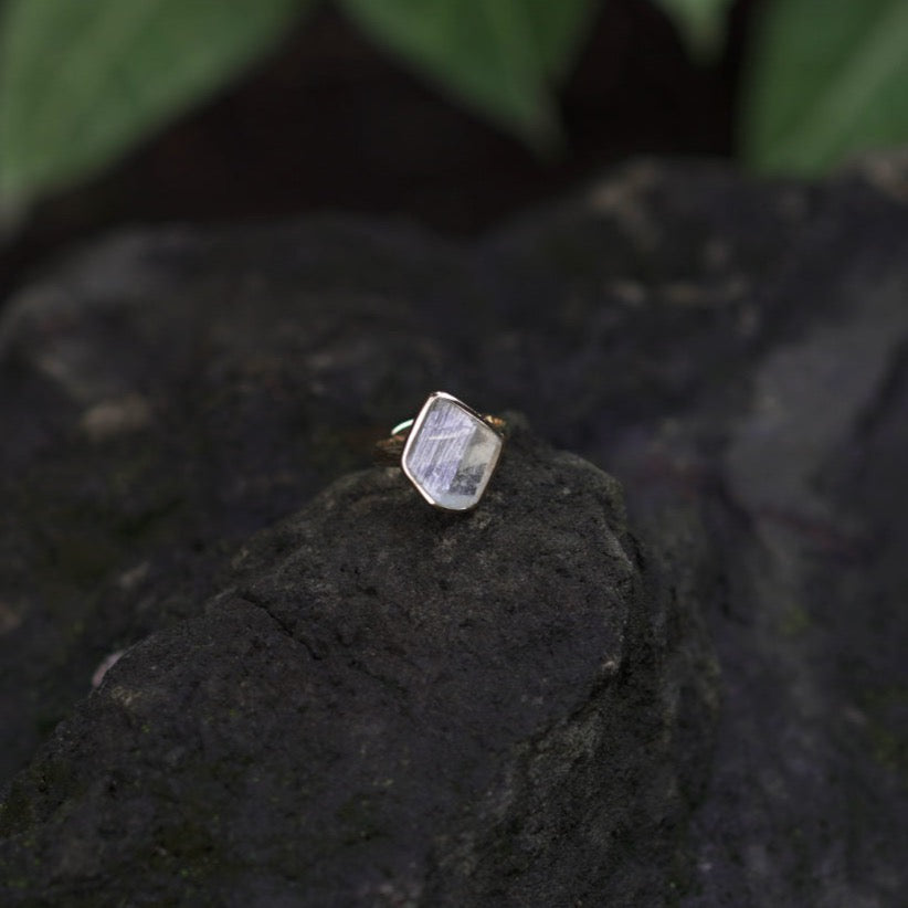 ROUGH AQUAMARINE ◇ MANIFESTATION RING - 18k Vermeil Gold-Plating-BROKENSTONES JEWELRY
