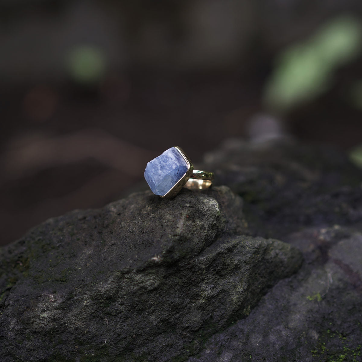 ROUGH AQUAMARINE ◇ MANIFESTATION RING - 18k Vermeil Gold-Plating-BROKENSTONES JEWELRY