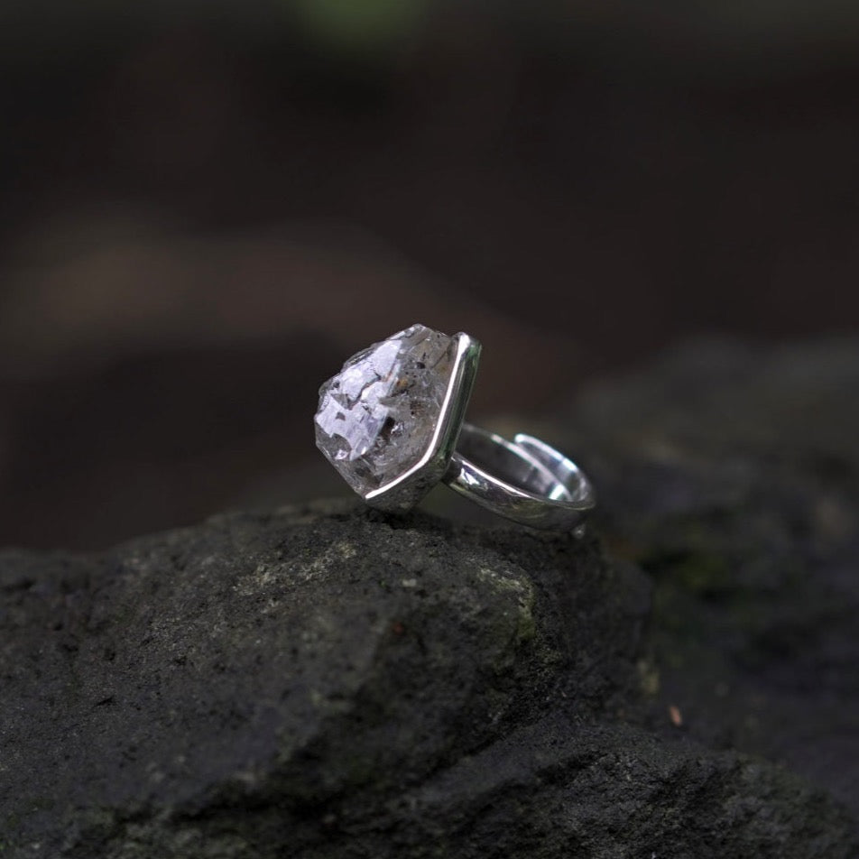 ROUGH DIAMOND QUARTZ ◇ MANIFESTATION RING - 925 Sterling Silver-BROKENSTONES JEWELRY