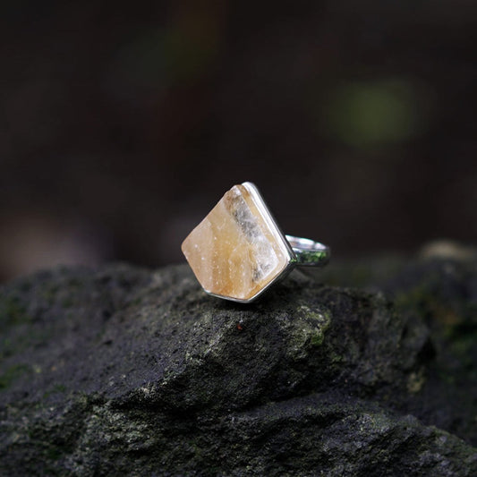 ROUGH GOLDEN CALCITE ◇ MANIFESTATION RING - 925 Sterling Silver-BROKENSTONES JEWELRY
