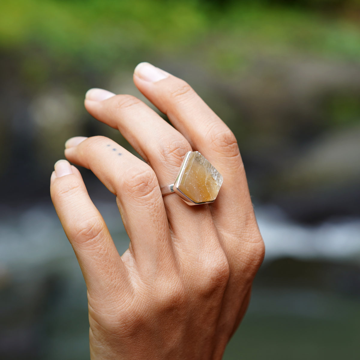 ROUGH GOLDEN CALCITE ◇ MANIFESTATION RING - 925 Sterling Silver-BROKENSTONES JEWELRY