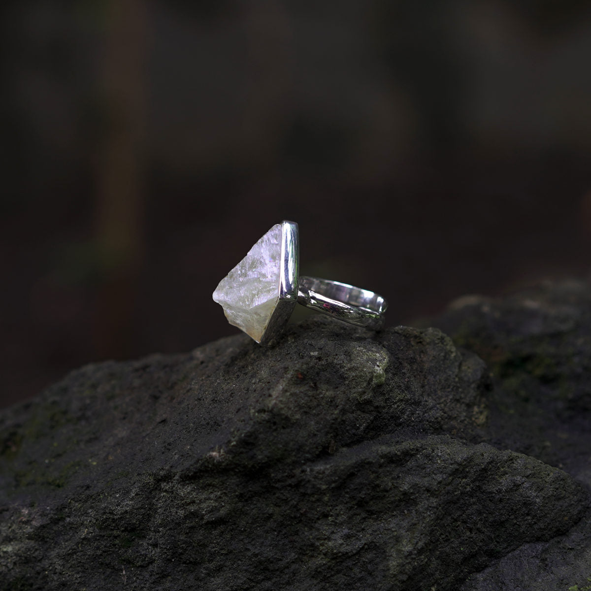 ROUGH HIDDENITE ◇ MANIFESTATION RING - 925 Sterling Silver-BROKENSTONES JEWELRY