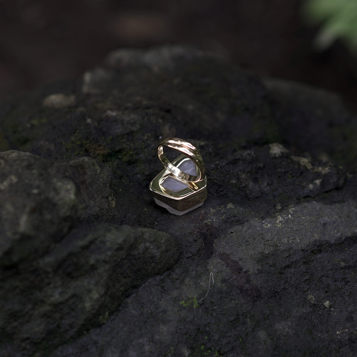 ROUGH MOONSTONE ◇ MANIFESTATION RING - 18k Vermeil Gold-Plating-BROKENSTONES JEWELRY