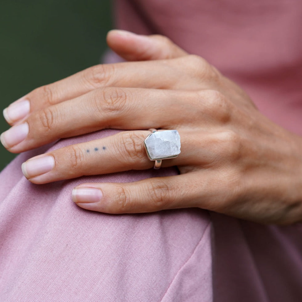 ROUGH MOONSTONE ◇ MANIFESTATION RING - 925 Sterling Silver-BROKENSTONES JEWELRY