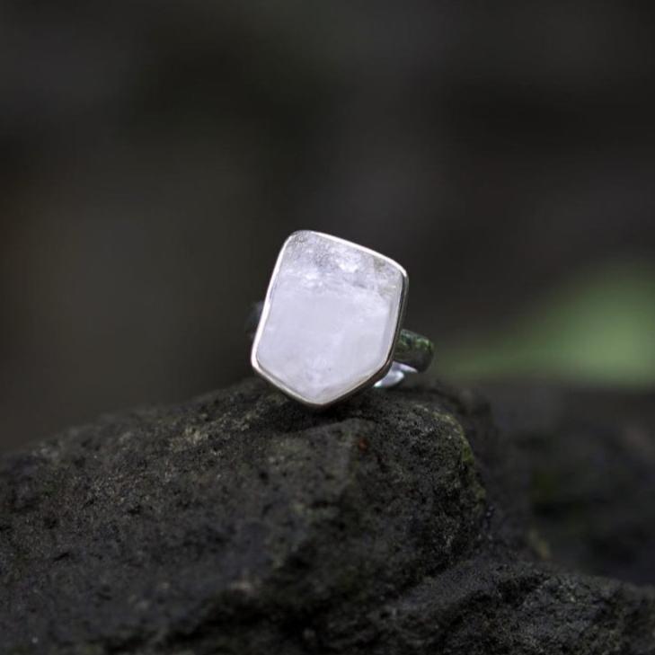 ROUGH MOONSTONE ◇ MANIFESTATION RING - 925 Sterling Silver-BROKENSTONES JEWELRY