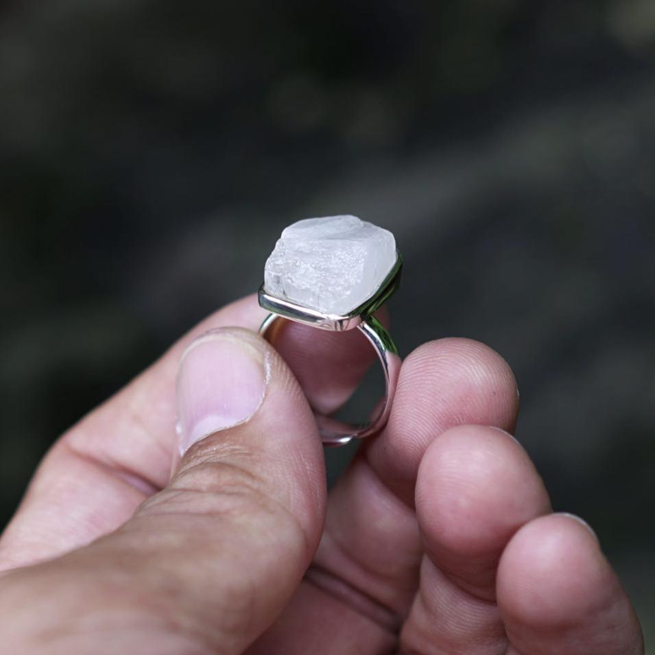 ROUGH MOONSTONE ◇ MANIFESTATION RING - 925 Sterling Silver-BROKENSTONES JEWELRY