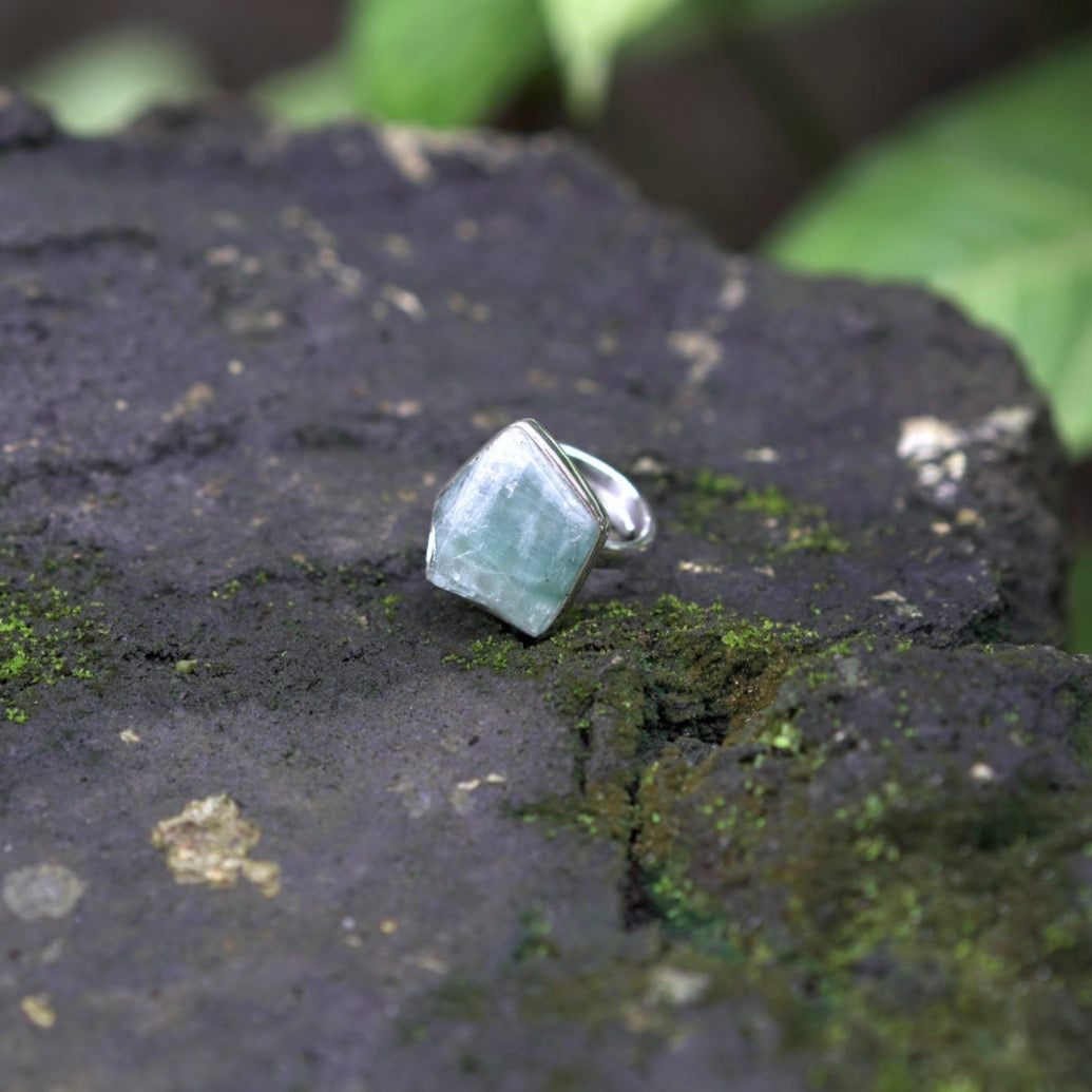 AQUAMARINE RING (925 Sterling Silver+)