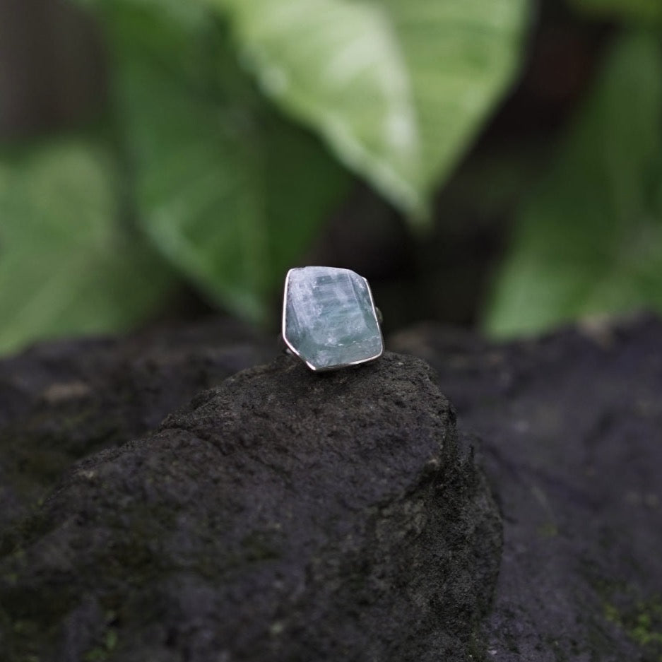 AQUAMARINE RING (925 Sterling Silver+)