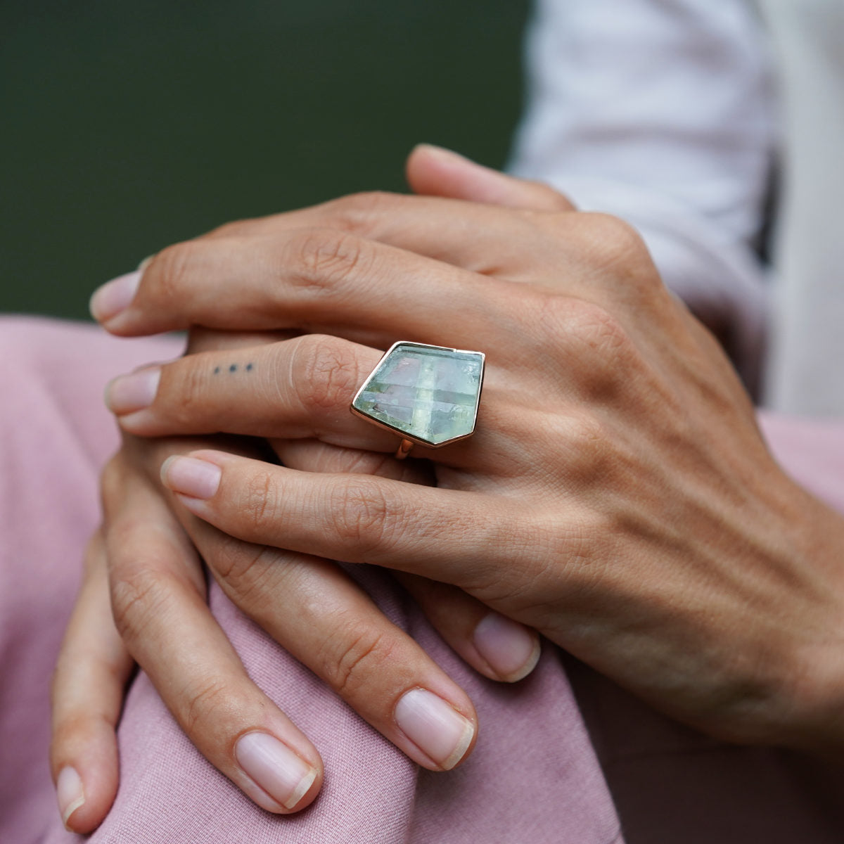 AQUAMARINE RING (16k solid gold)