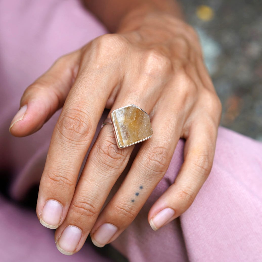 ROUGH GOLDEN CALCITE ◇ MANIFESTATION RING - 925 Sterling Silver-BROKENSTONES JEWELRY