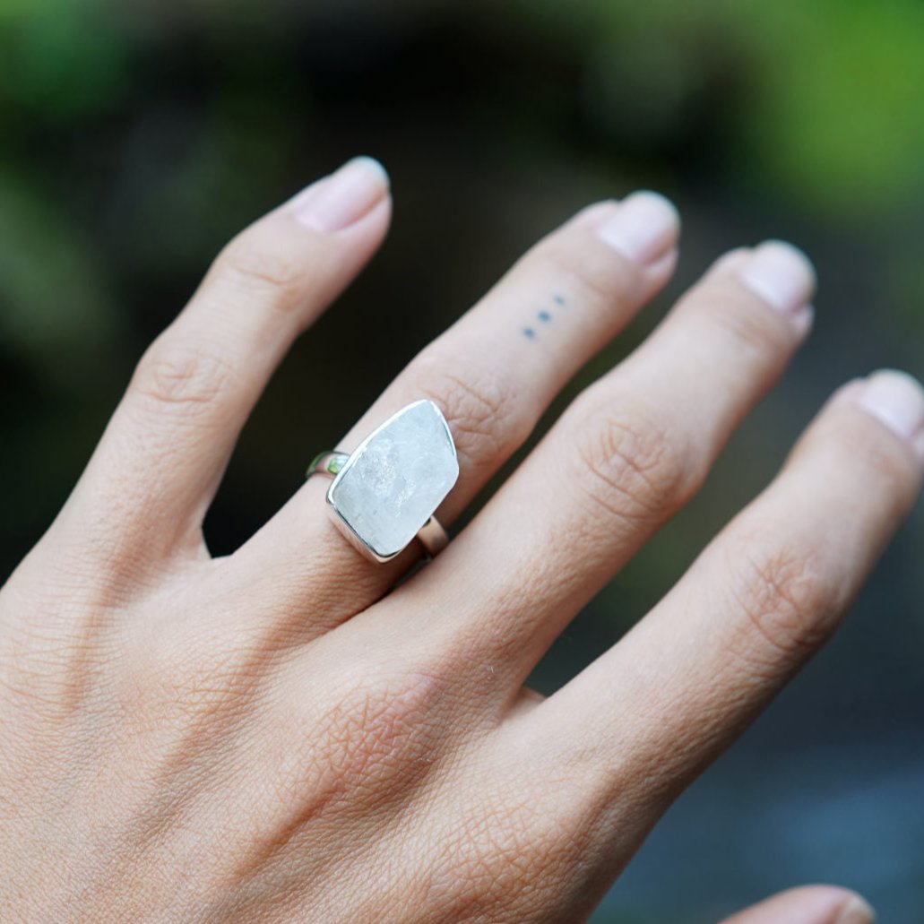 ROUGH MOONSTONE ◇ MANIFESTATION RING - 925 Sterling Silver-BROKENSTONES JEWELRY