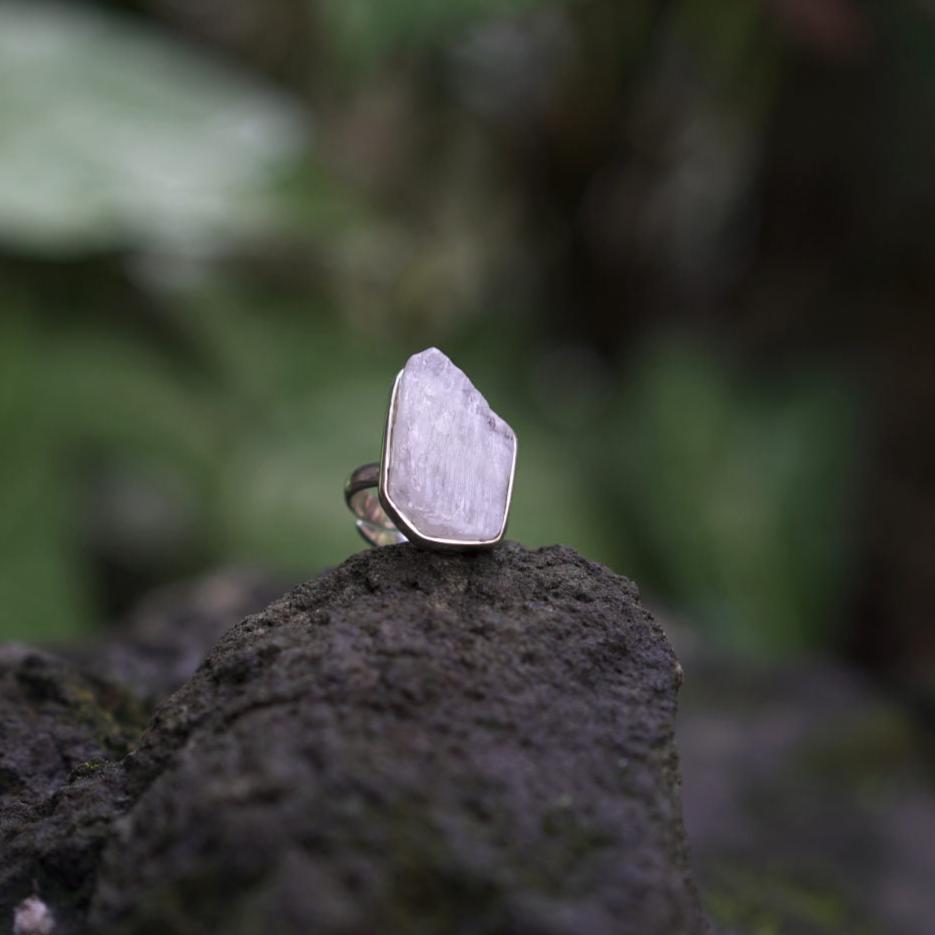 ROUGH MOONSTONE ◇ MANIFESTATION RING - 925 Sterling Silver-BROKENSTONES JEWELRY