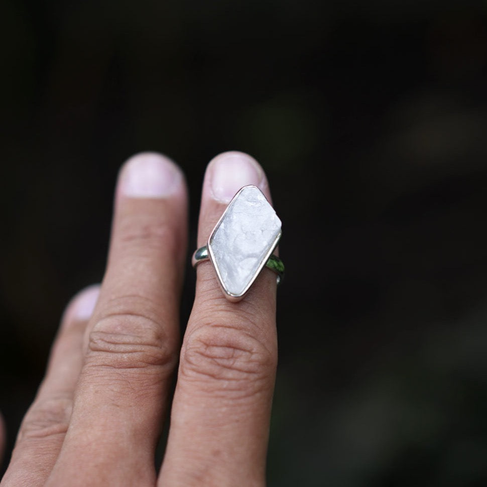 ROUGH MOONSTONE ◇ MANIFESTATION RING - 925 Sterling Silver-BROKENSTONES JEWELRY