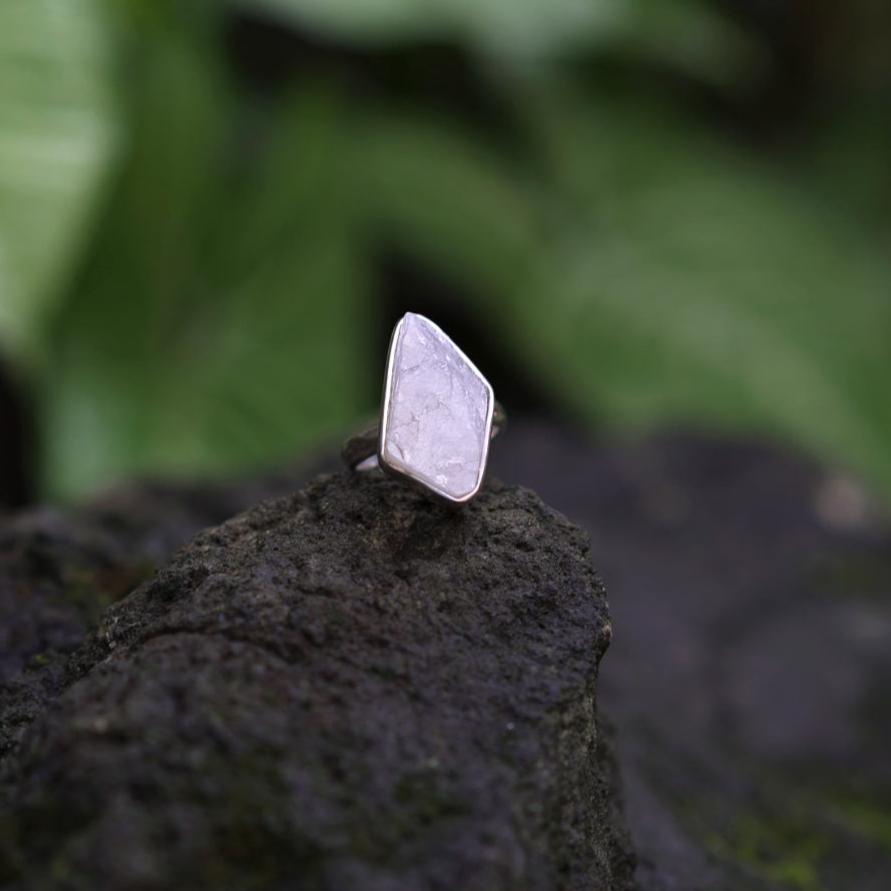 ROUGH MOONSTONE ◇ MANIFESTATION RING - 925 Sterling Silver-BROKENSTONES JEWELRY